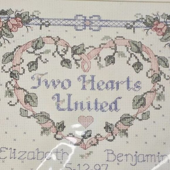 Dimensions Counted Cross Stitch Kit United Hearts Vintage 1996 Sealed - Picture 4 of 6